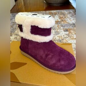 NEW Koolaburra by UGG Suede Mini Winter Boots Plum 6